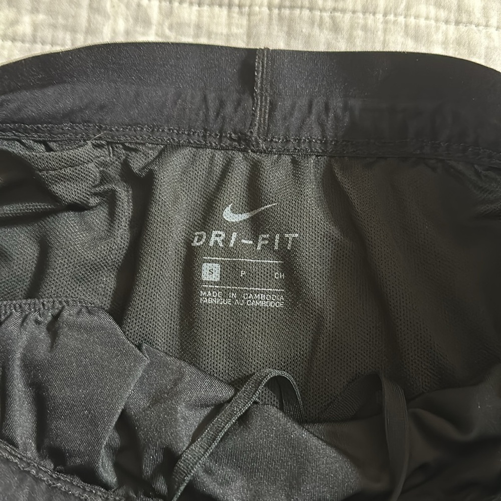 Nike Dri-Fit Running Shorts Mens size Small - Picture 2 of 3